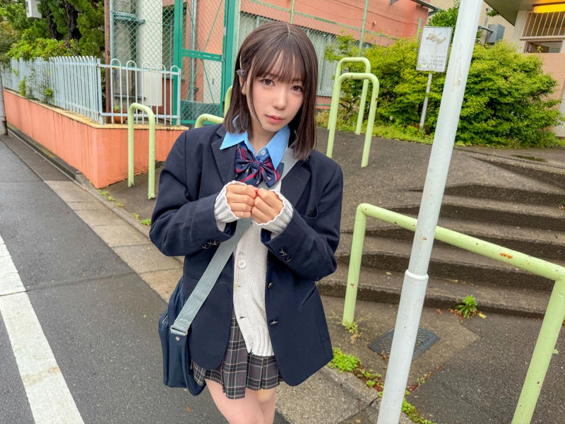 日向由奈 | 美と誘惑！女子校生×美乳 超エロいプレイ画像(kure010)-1