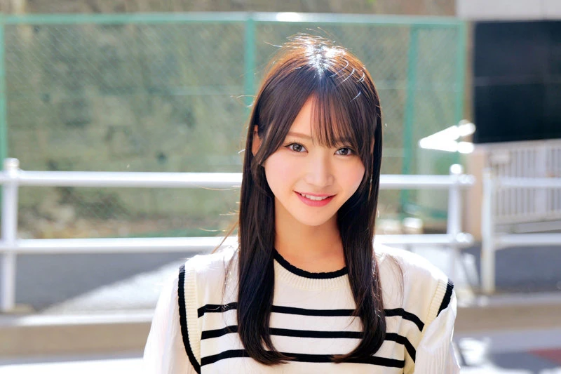 依本しおり | 衝撃必至！美少女で楽しむ中出し めっちゃエロいスチール写真(orecz555)-1